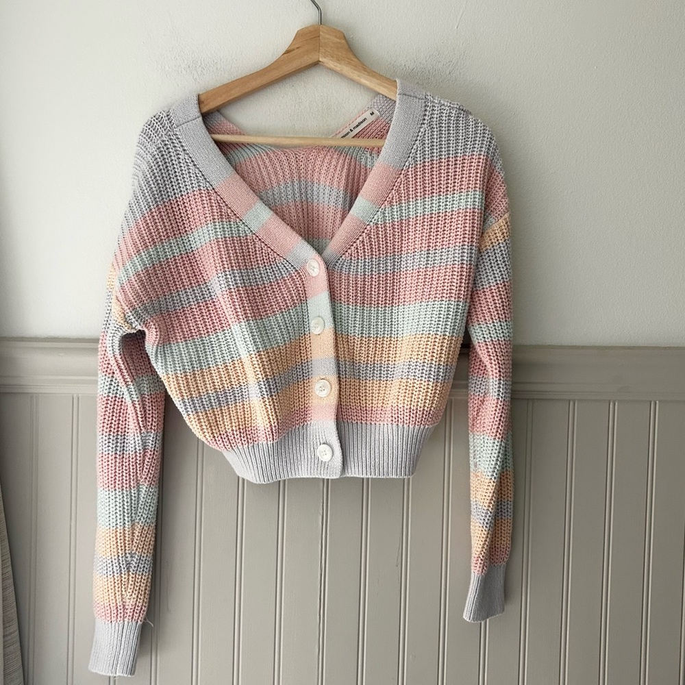 Moon & Madison Multicolor Patel Striped Cropped Cardigan size medium